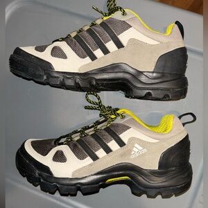 Adidas Women’s G44870 Hiking Shoes Sz 8 | NEVER WORN, great support & traction